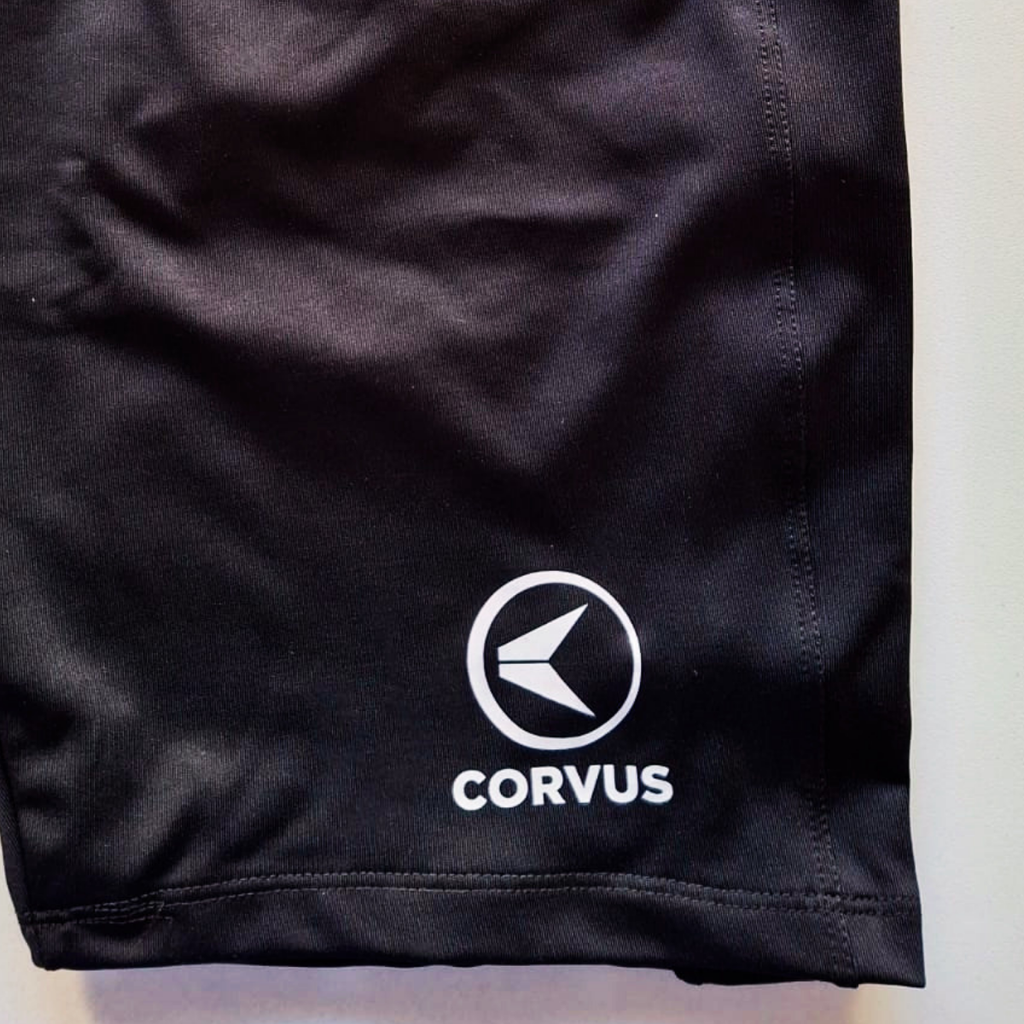 Calza Corta Deportiva Piccolo Negro | Running y Gimnasio | Corvus